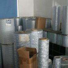 義烏市九龍文化用品廠 專業(yè)復(fù)寫紙與膠水制造商，助力全球貨物進出口